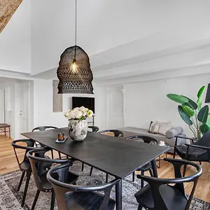Apartment Sanders Regent - Smart Two-bedroom Near Central Square, Copenhagen